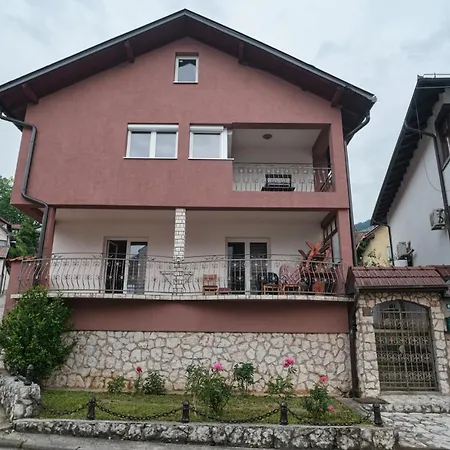 Apartamento Bistrik Medresa - Free Parking