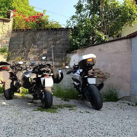 Bistrik Medresa - Free Parking